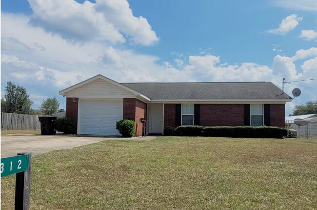 Building Photo - 312 Joe Walding Dr