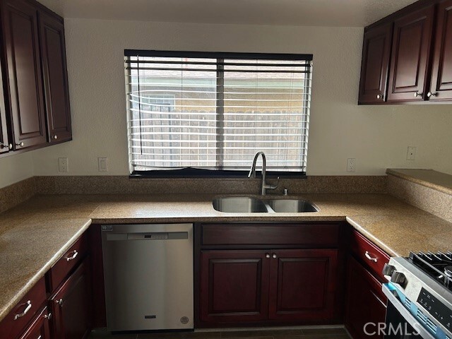 Building Photo - 963 Sedona Ct