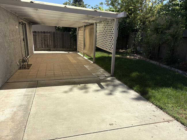 Building Photo - 3627 Avocet Ct