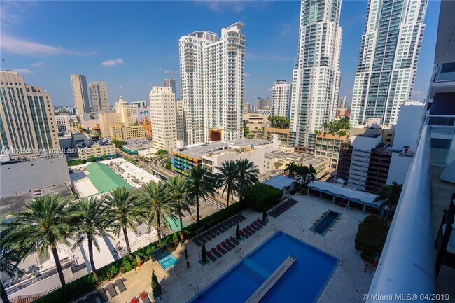 Building Photo - 50 Biscayne Blvd