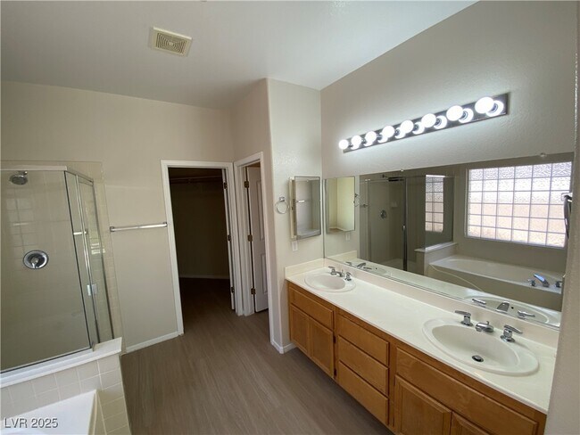 Building Photo - 2754 Grande Valley Dr