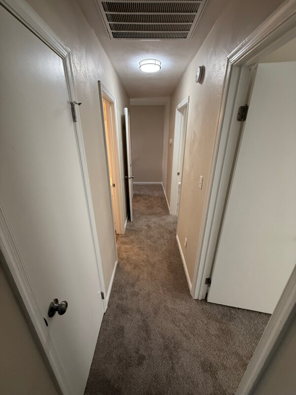 Building Photo - 4768 Old Hickory Rd