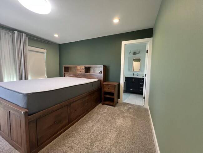 Building Photo - 1180 Pecos Way