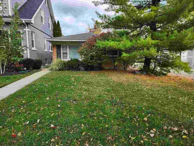 Primary Photo - 1512 Gregory Ave