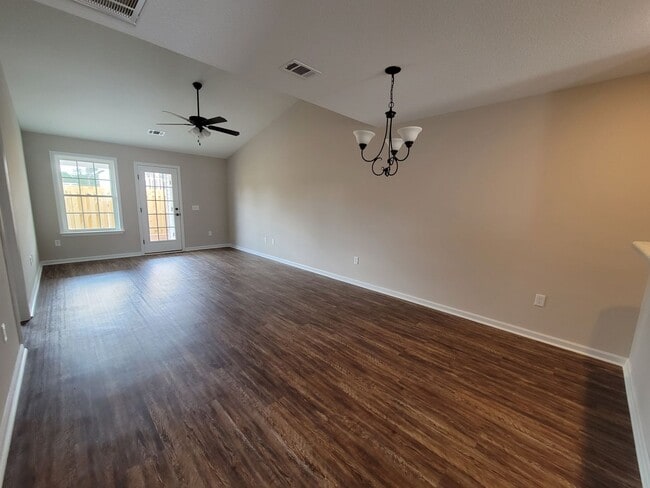 Building Photo - 431 Andover Dr