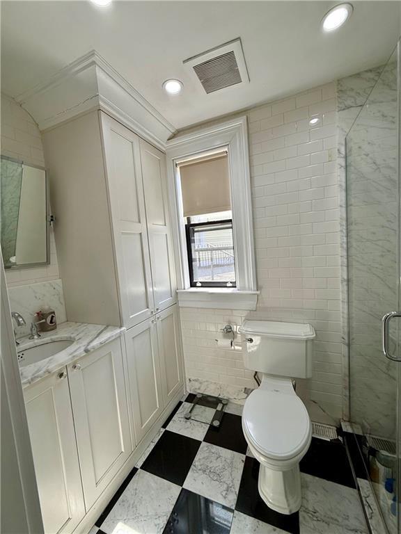 Building Photo - 367 Benefit St