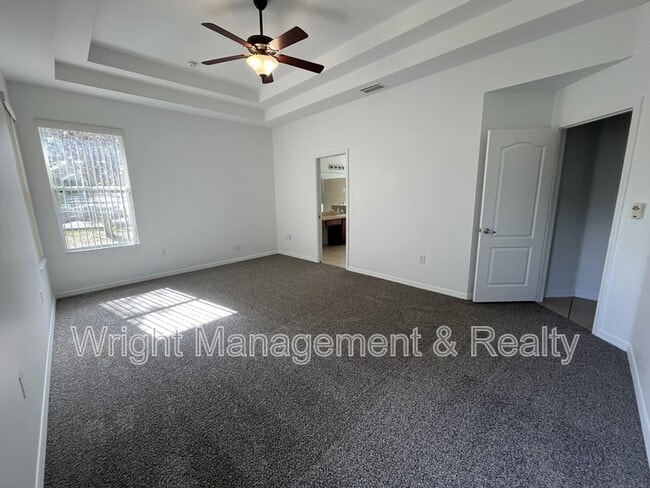 Building Photo - 15902 Cedar Elm Terrace