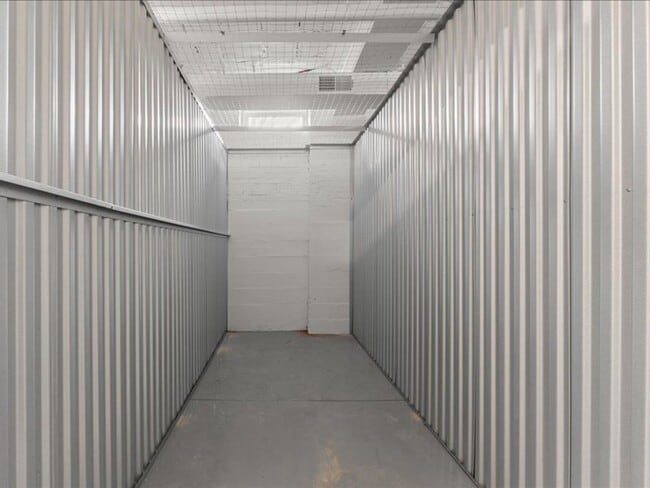 Building Photo - Funky Chicken Wing