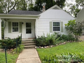 Building Photo - 1801 Arborview Blvd