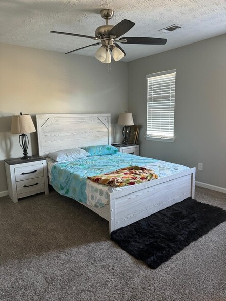 Building Photo - 1776 BERTRAM LN SW