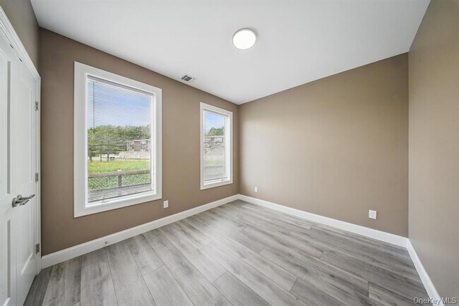 Building Photo - 3 Giada Ln