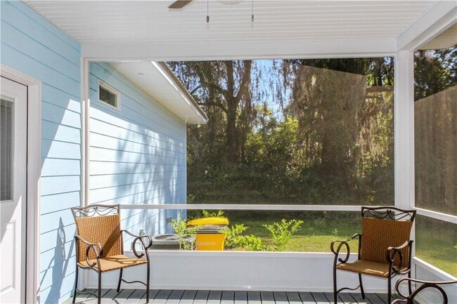 Building Photo - 905 Wayne St