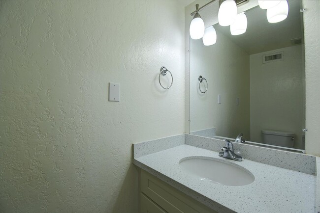 Building Photo - Remodeled townhouse with AC, Top Cupertino...