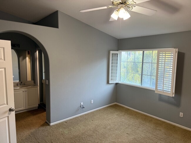 Building Photo - 12613 El Camino Real