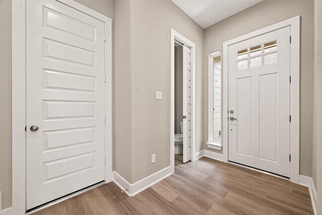 Building Photo - 3514 Runnels St