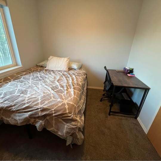 Building Photo - 1701 E Boone Ave