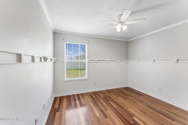 Building Photo - 3435 Cherry Ridge Rd