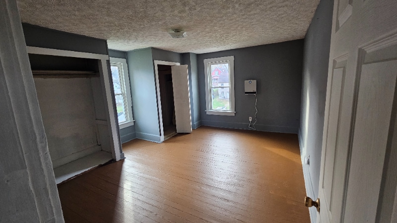 Building Photo - 361 Fort St