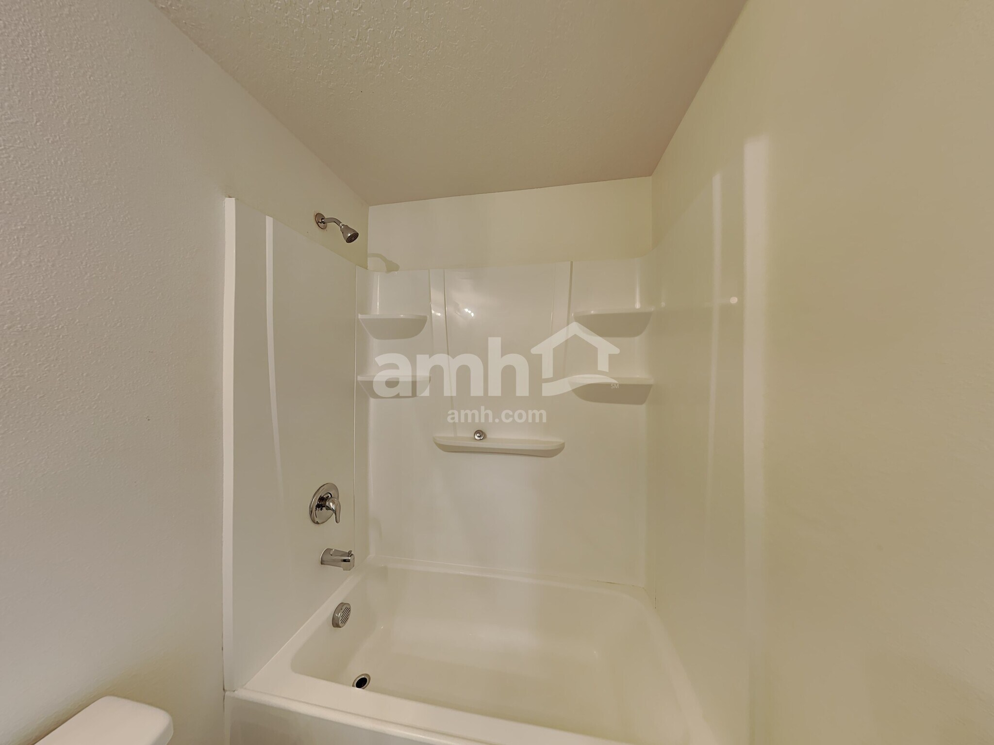 Building Photo - 823 Chatham Walk Dr