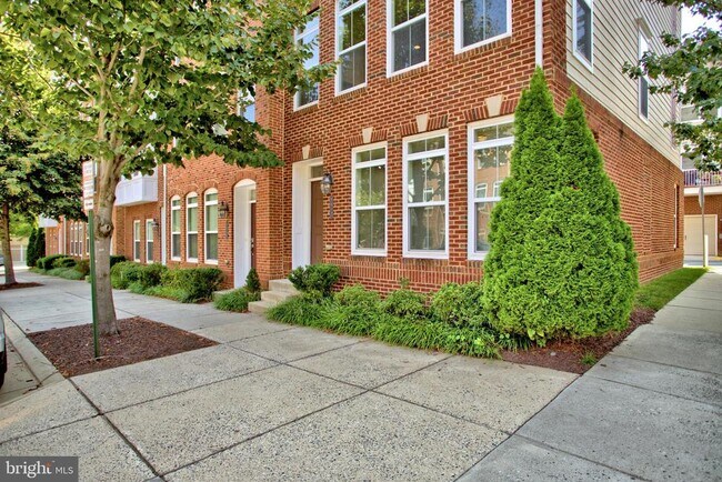 Building Photo - 9612 Stockwell Ln