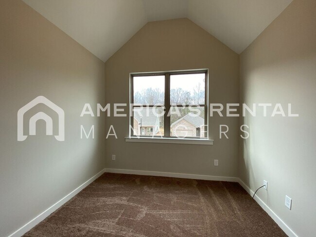 Building Photo - 7945 St.James Dr