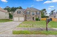 Building Photo - 2203 Grandwood Ln