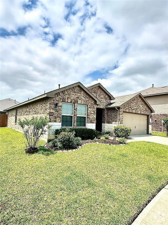 Building Photo - 3346 Sumac Dr