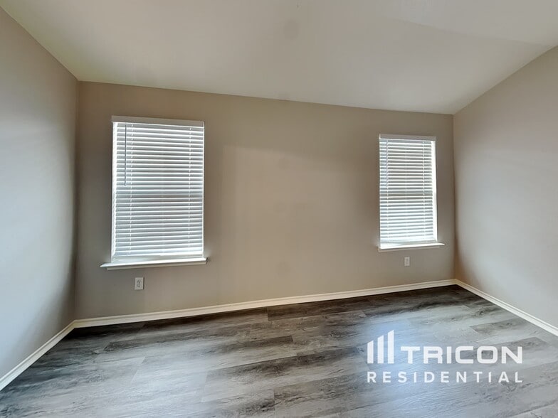 Building Photo - 739 Lentisco Dr