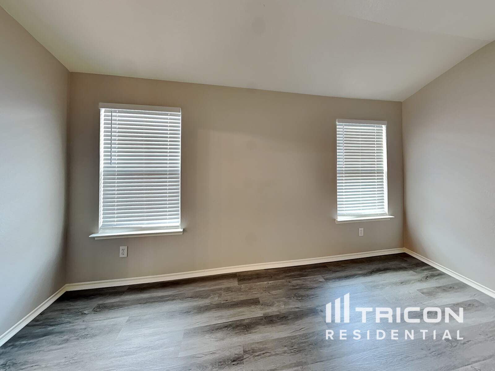 Building Photo - 739 Lentisco Dr