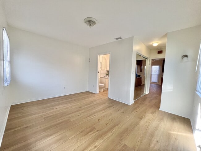 Building Photo - 6165 Blain Pl