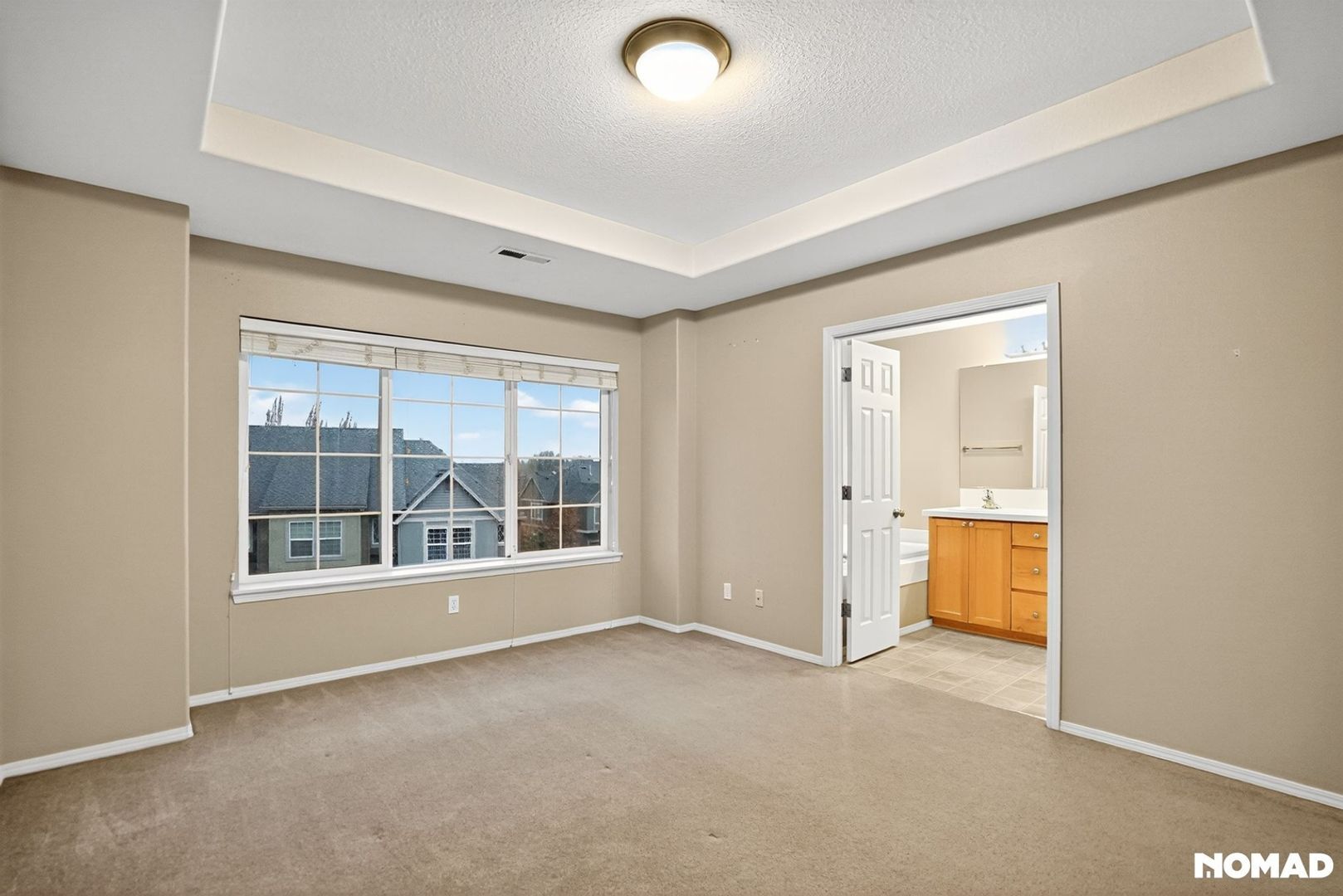 Building Photo - 2288 NW Oak Knoll Pl