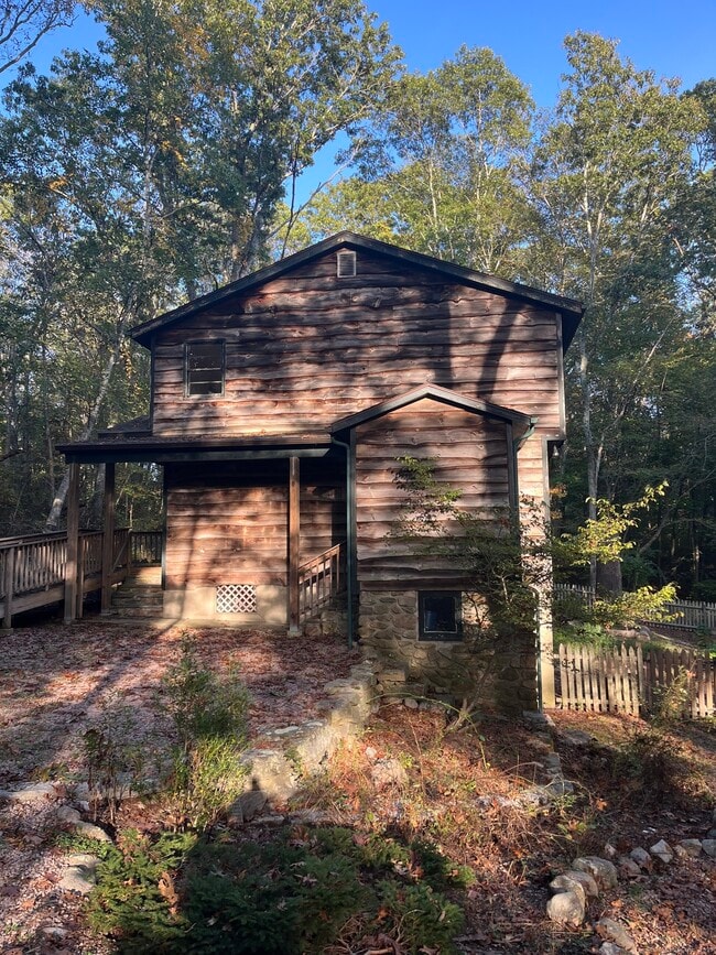 Primary Photo - 103 Pequotsepos Rd
