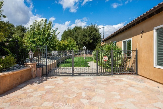 Building Photo - 27048 Triumph Ave