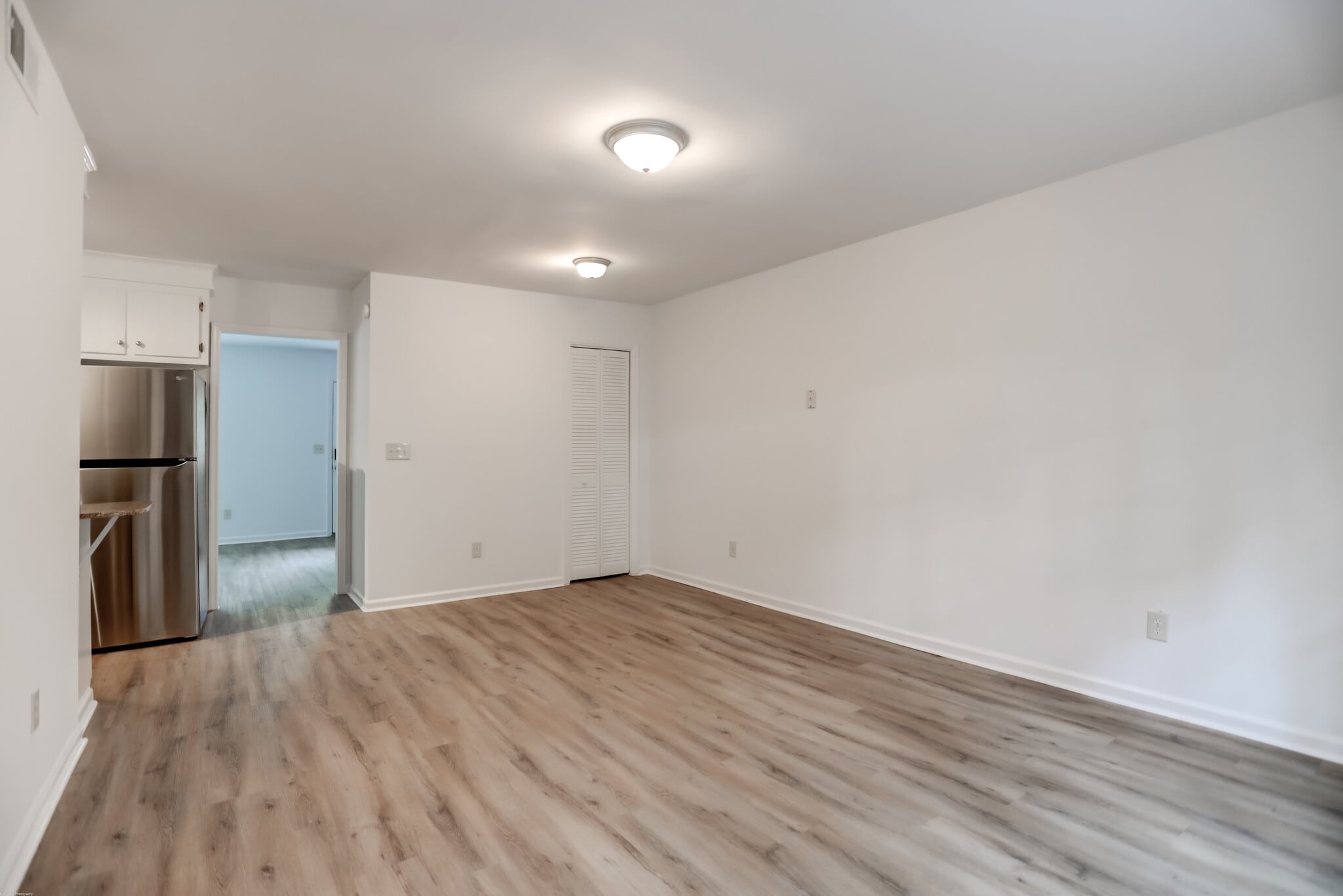 Building Photo - 1618 Poinsetta Rd