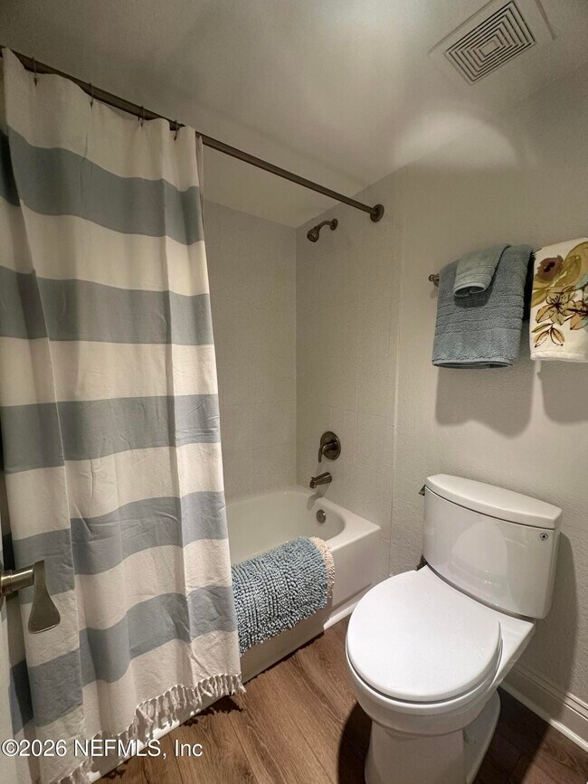 Building Photo - 935 Seashell Ln