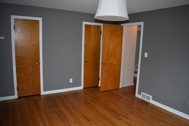 Main level bedroom II - 18921 Coffinberry Blvd