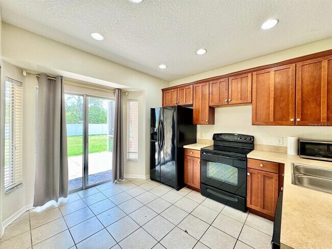 Building Photo - 12381 Foxmoor Peak Dr