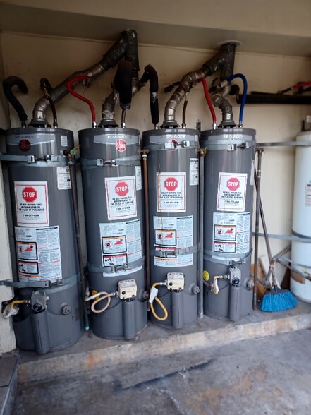 Building Photo - 4772 Templeton St