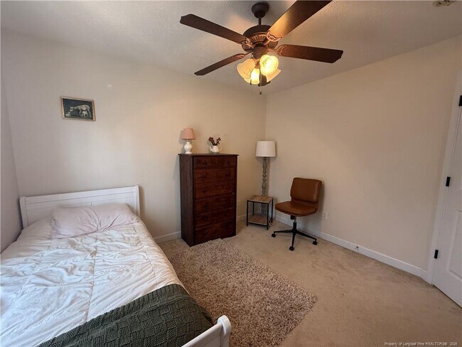 Building Photo - 234 Pender Rd