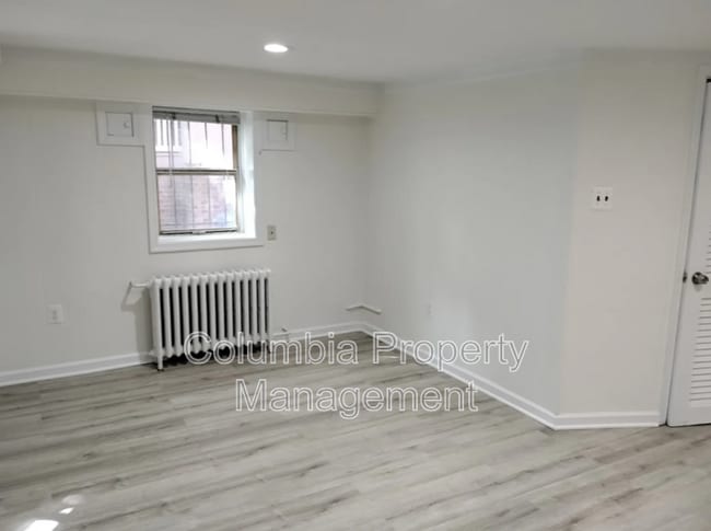 Building Photo - 1707 Kilbourne Pl NW