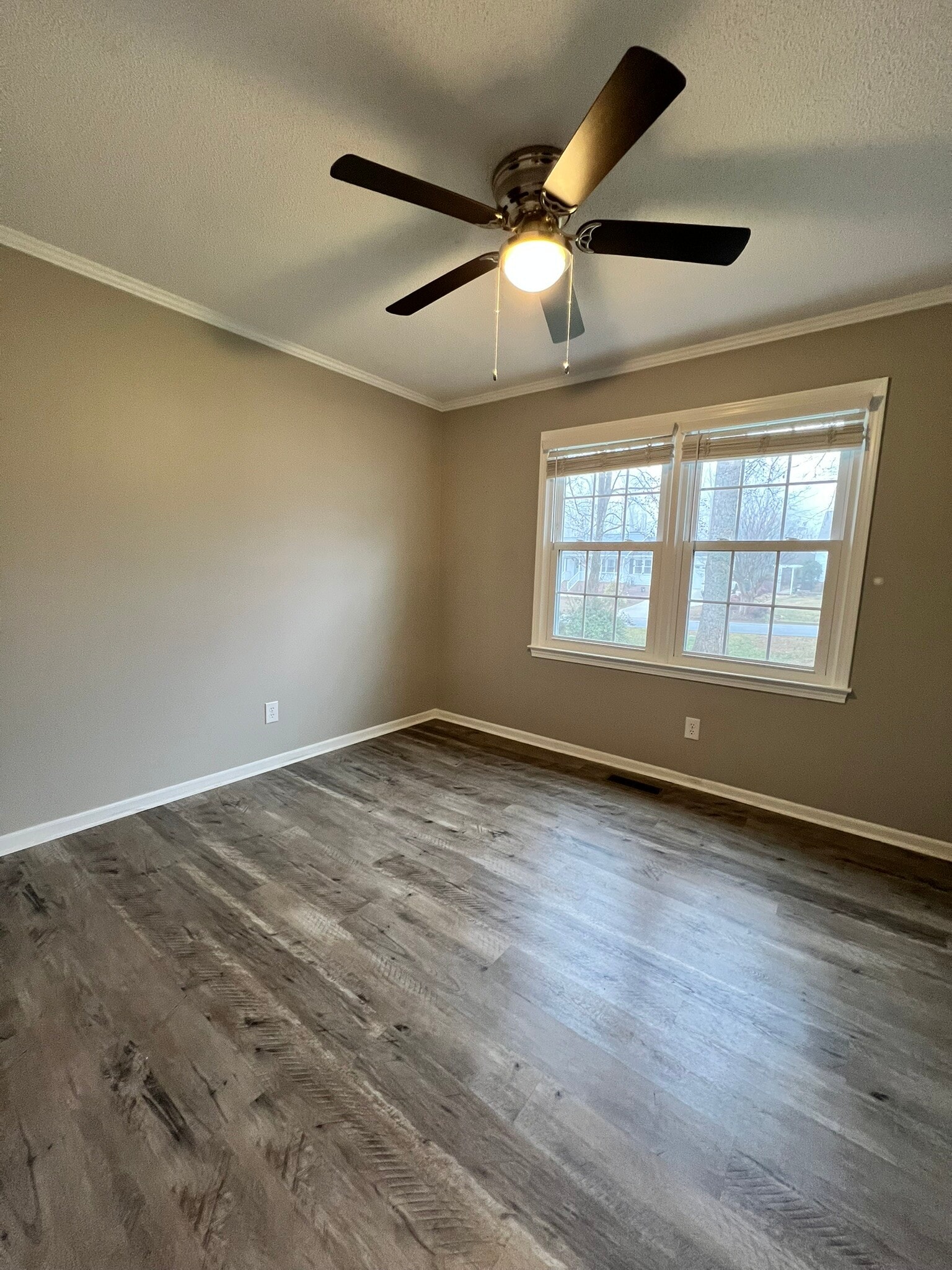 Building Photo - 105 Kestrel Ct