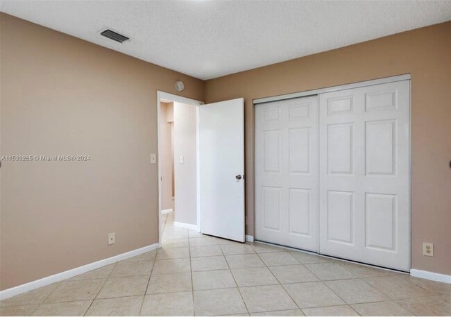 Building Photo - 11808 NW 32nd Ct