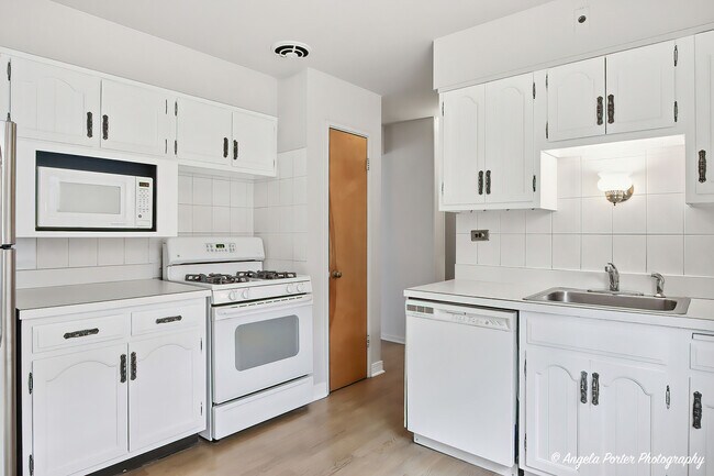 Building Photo - 4912 Crain St