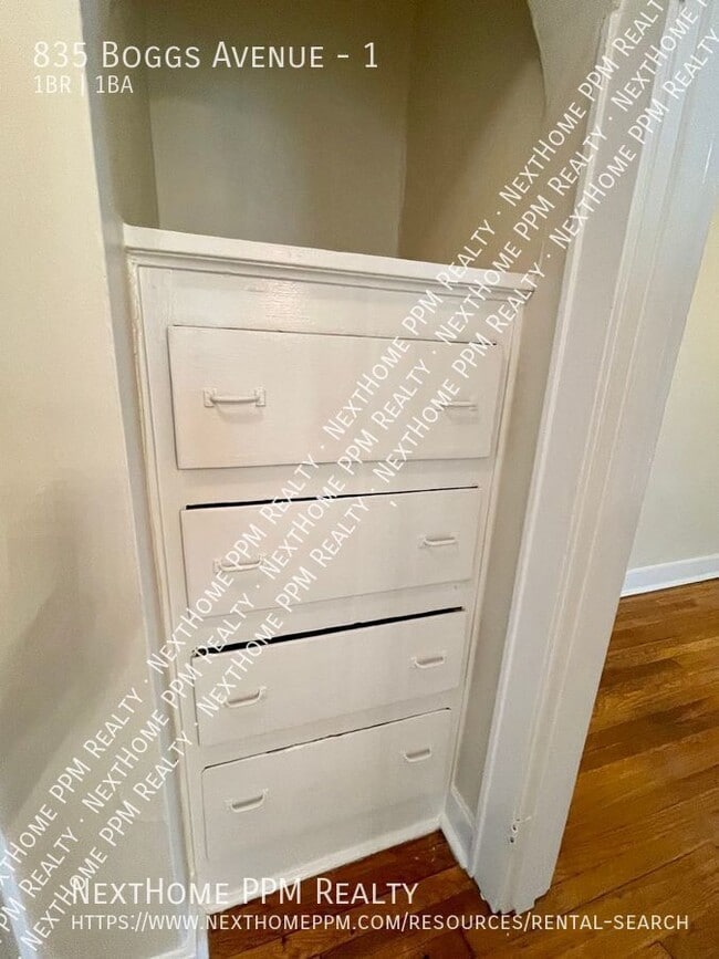 Building Photo - 835 Boggs Ave