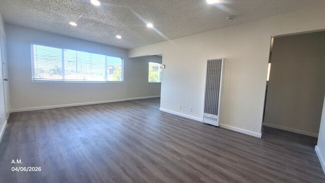 Building Photo - 13322 Cordary Ave