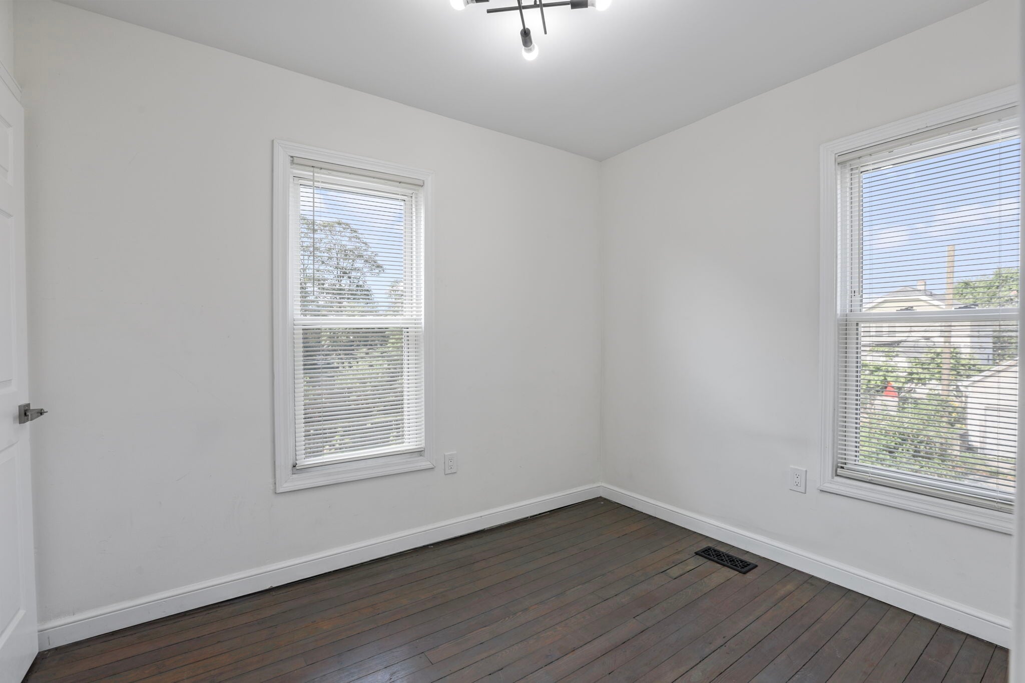 Building Photo - 187 Avondale Ave