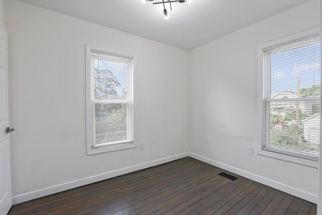 Building Photo - 187 Avondale Ave