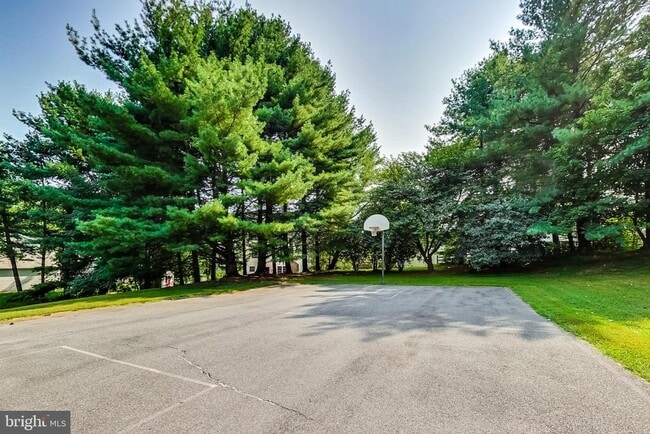 Building Photo - 11141 Captain's Walk Ct