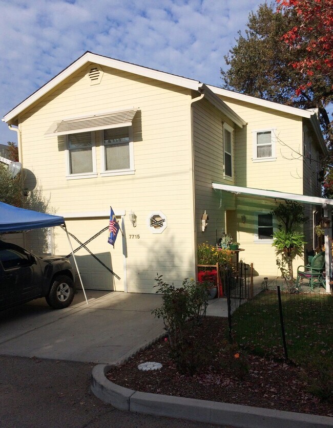 Building Photo - 7715 Sinaloa Ave