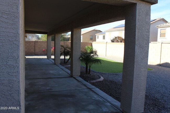 Building Photo - 43410 W Wild Horse Trail